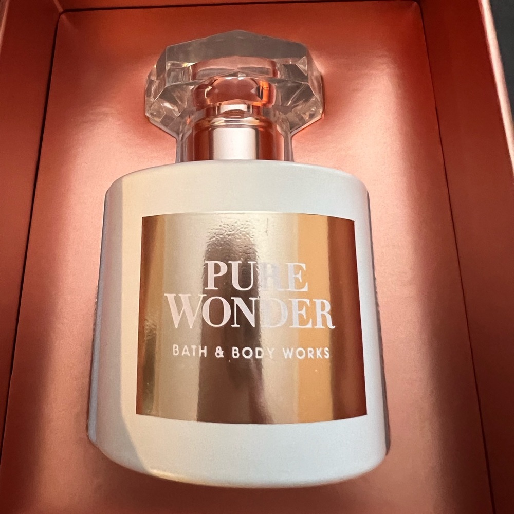 Bath and Bodyworks - Pure Wonder EDP 1.7oz